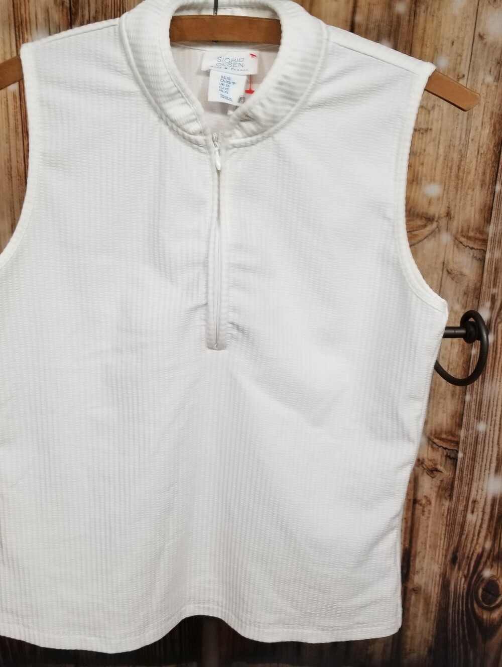 Sigrid Olsen NWT Golf Tennis Womens White Stand Up Mock Collar 1/2 Zip Top